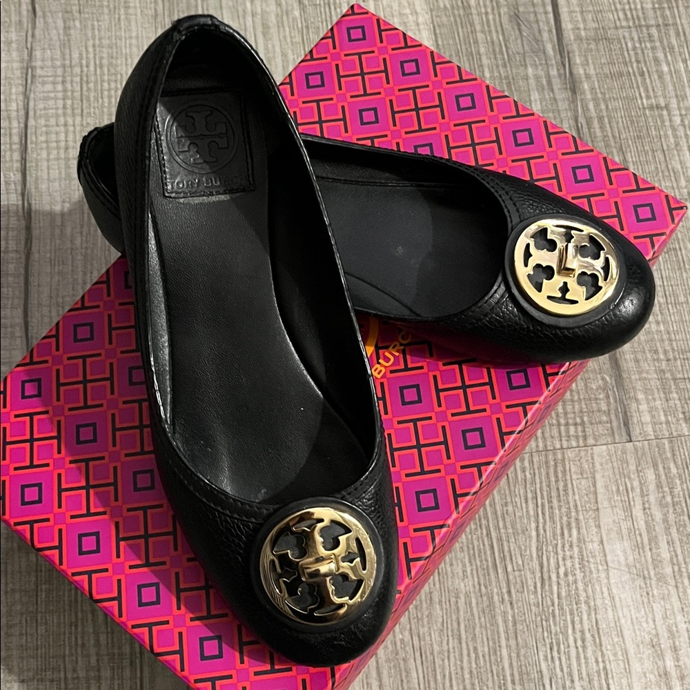 Tory Burch Leather Flats